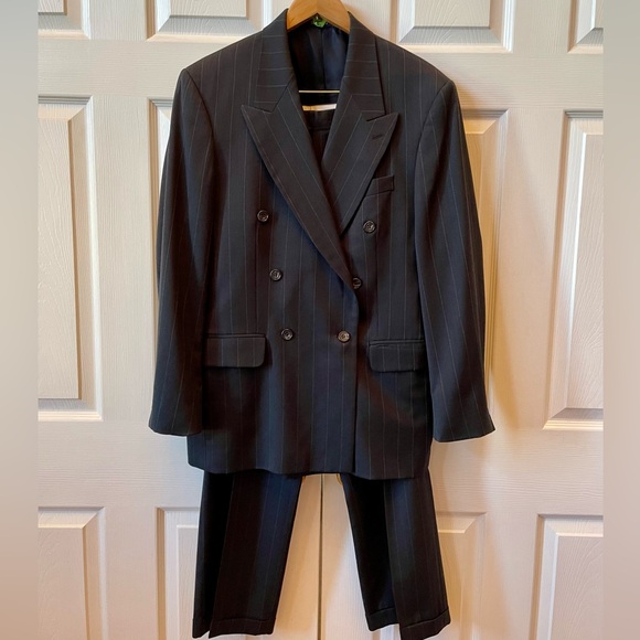 Oscar de la Renta Charcoal Pinstripe Double-Breasted Suit 40R